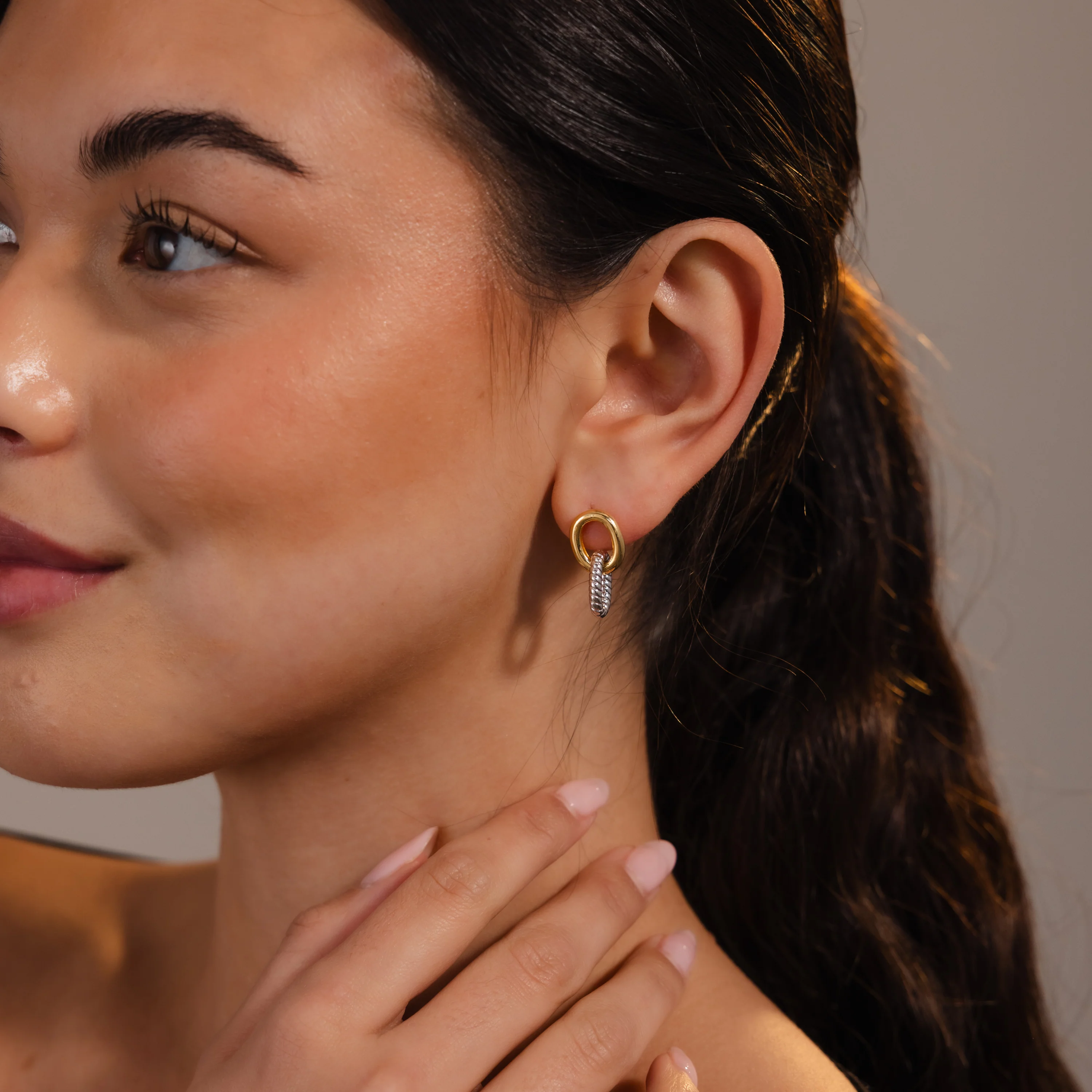 Twisted Link Earrings - Image 4
