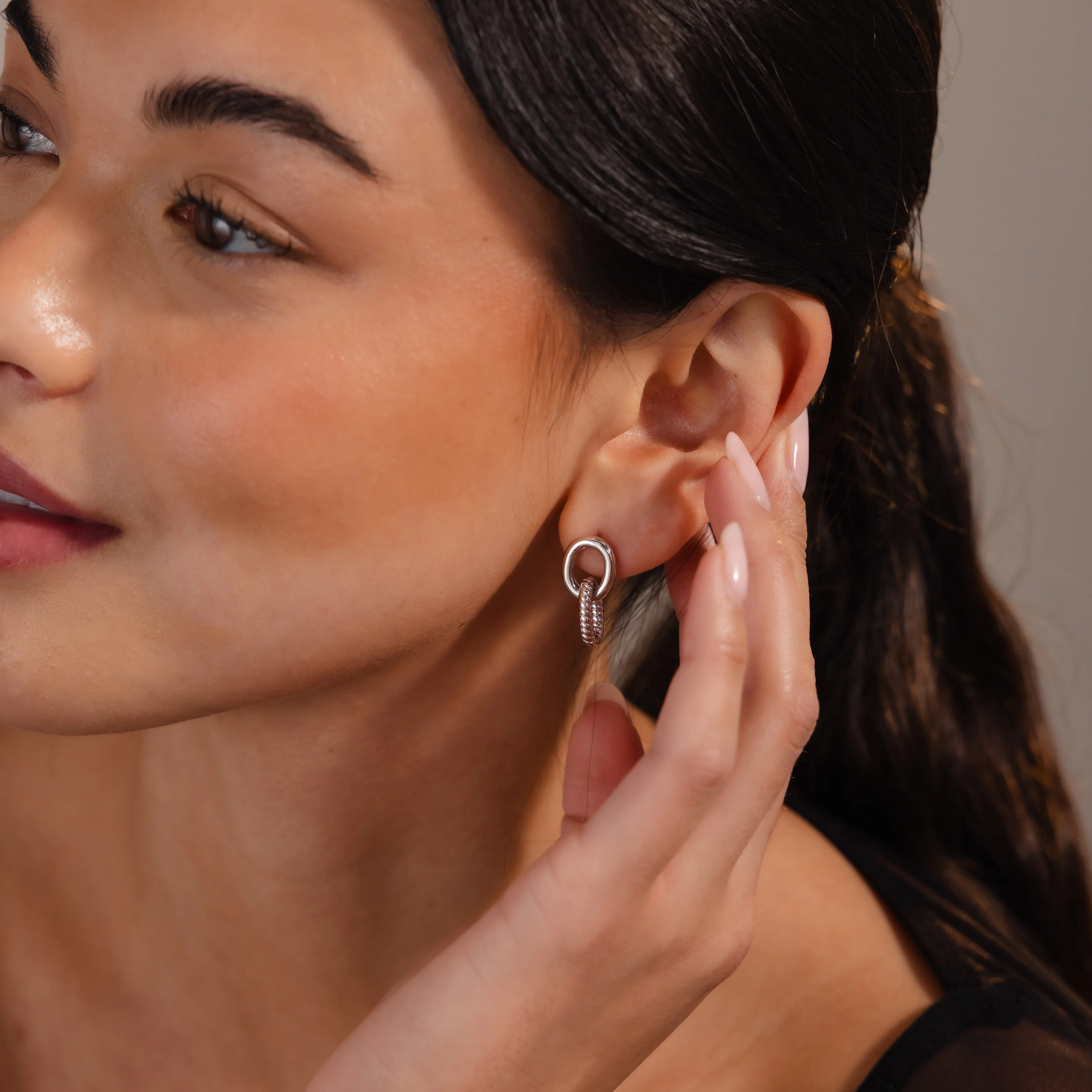 Twisted Link Earrings - Image 6