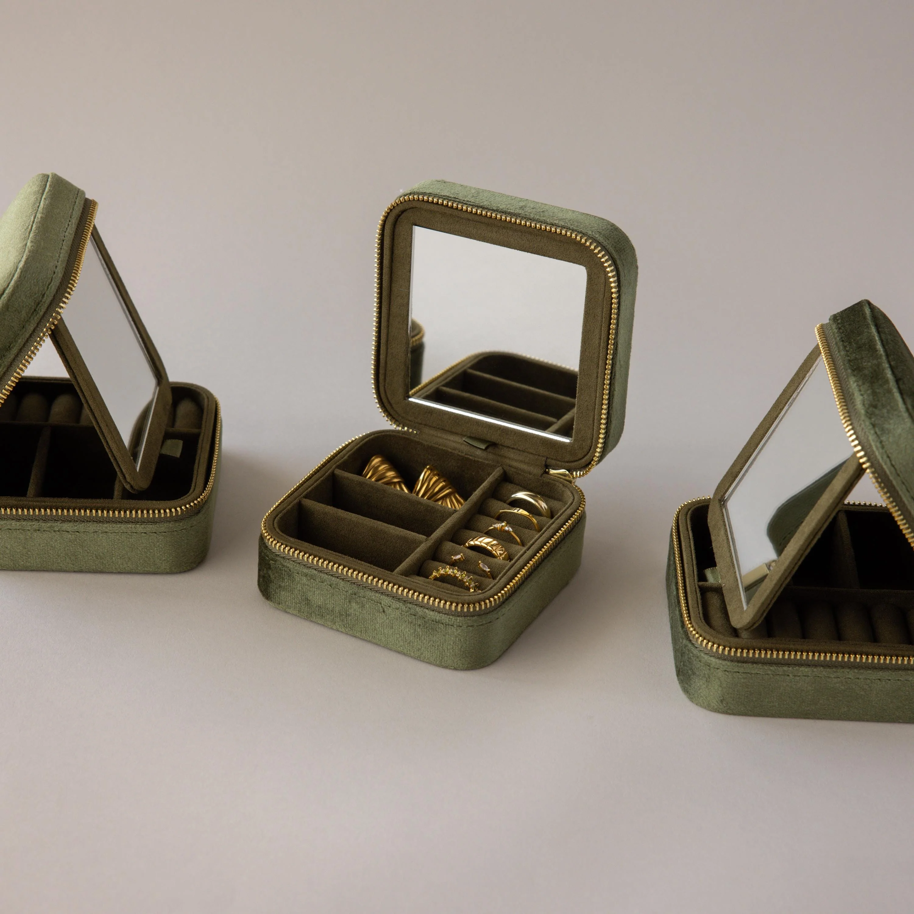 Velvet Mirror Jewelry Box - Image 3