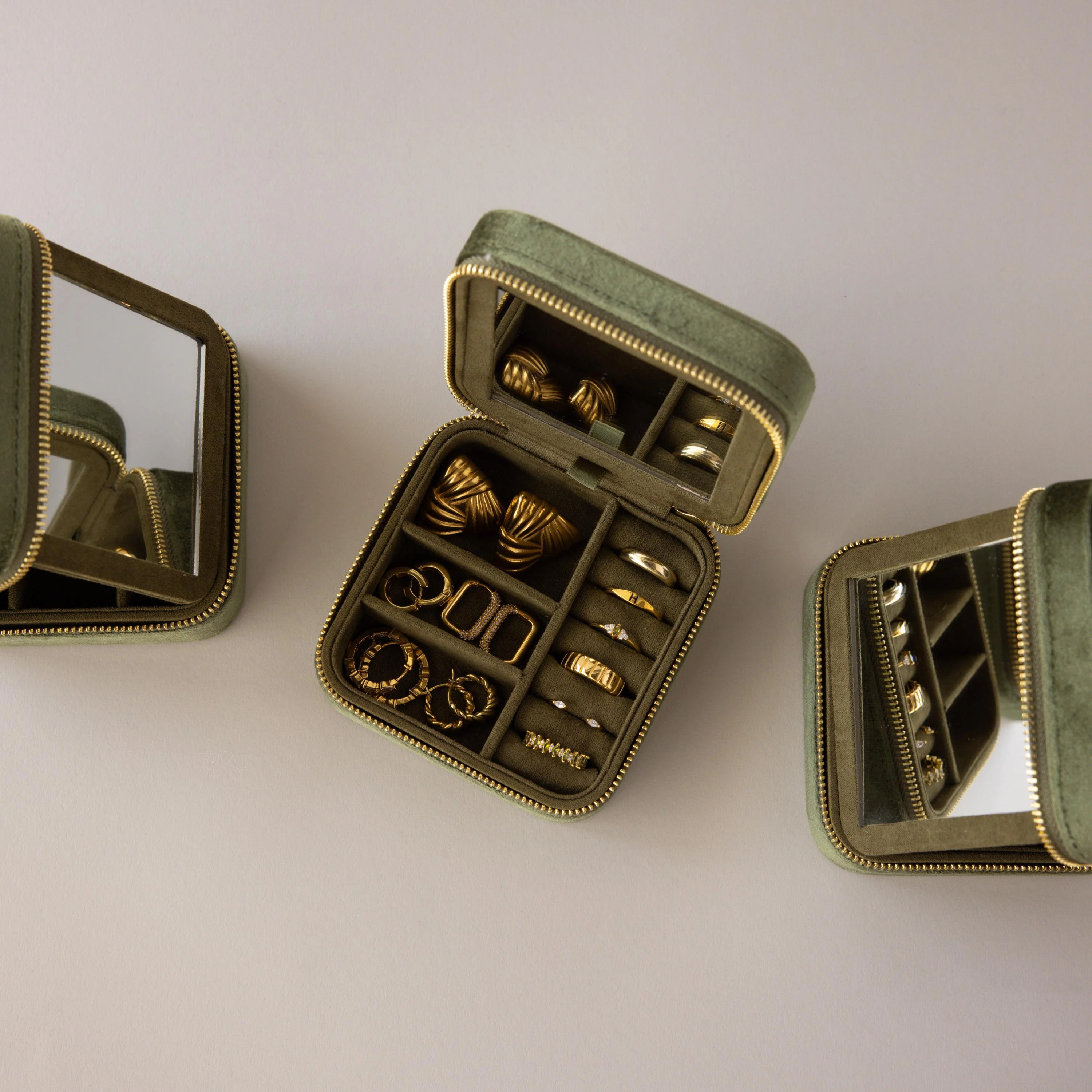 Velvet Mirror Jewelry Box - Image 4