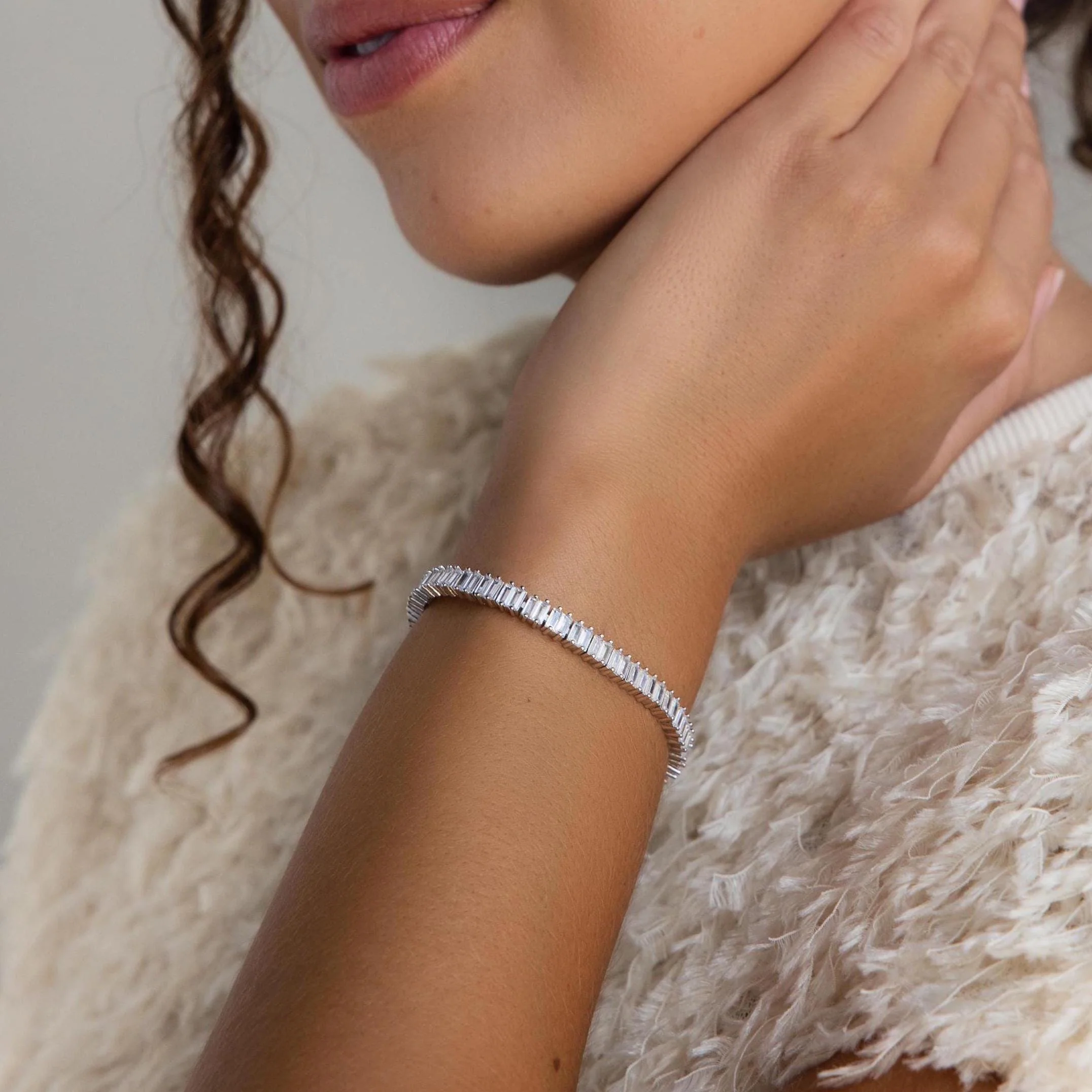 Vertical Baguette Tennis Bracelet - Image 4