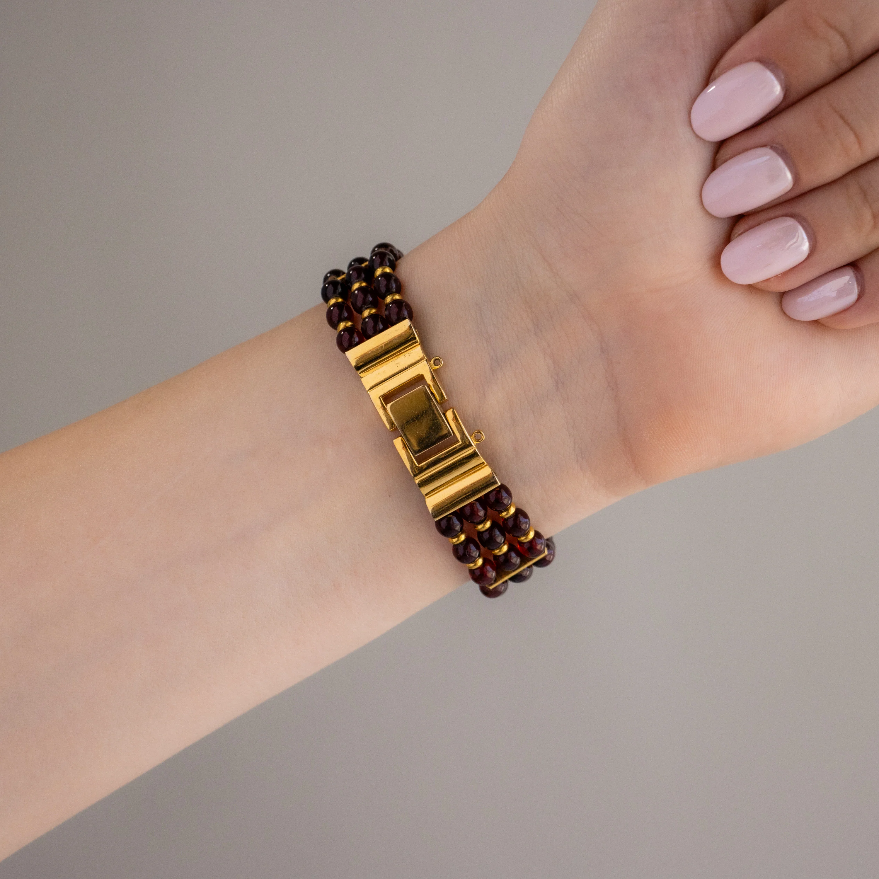 Vintage Amber Red Beaded Gold Watch - Image 3