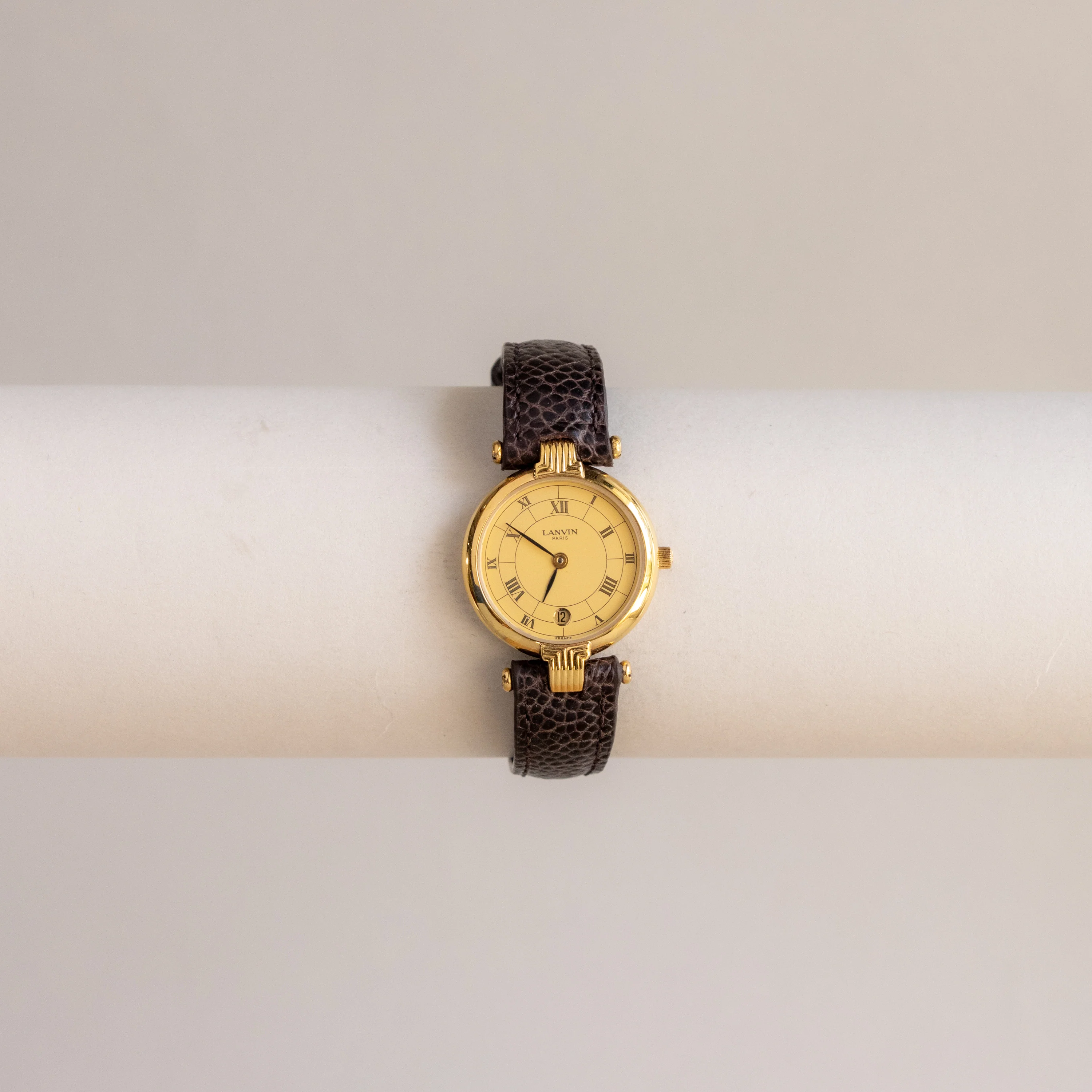 Vintage Lanvin Round Strap Gold Watch - Image 2
