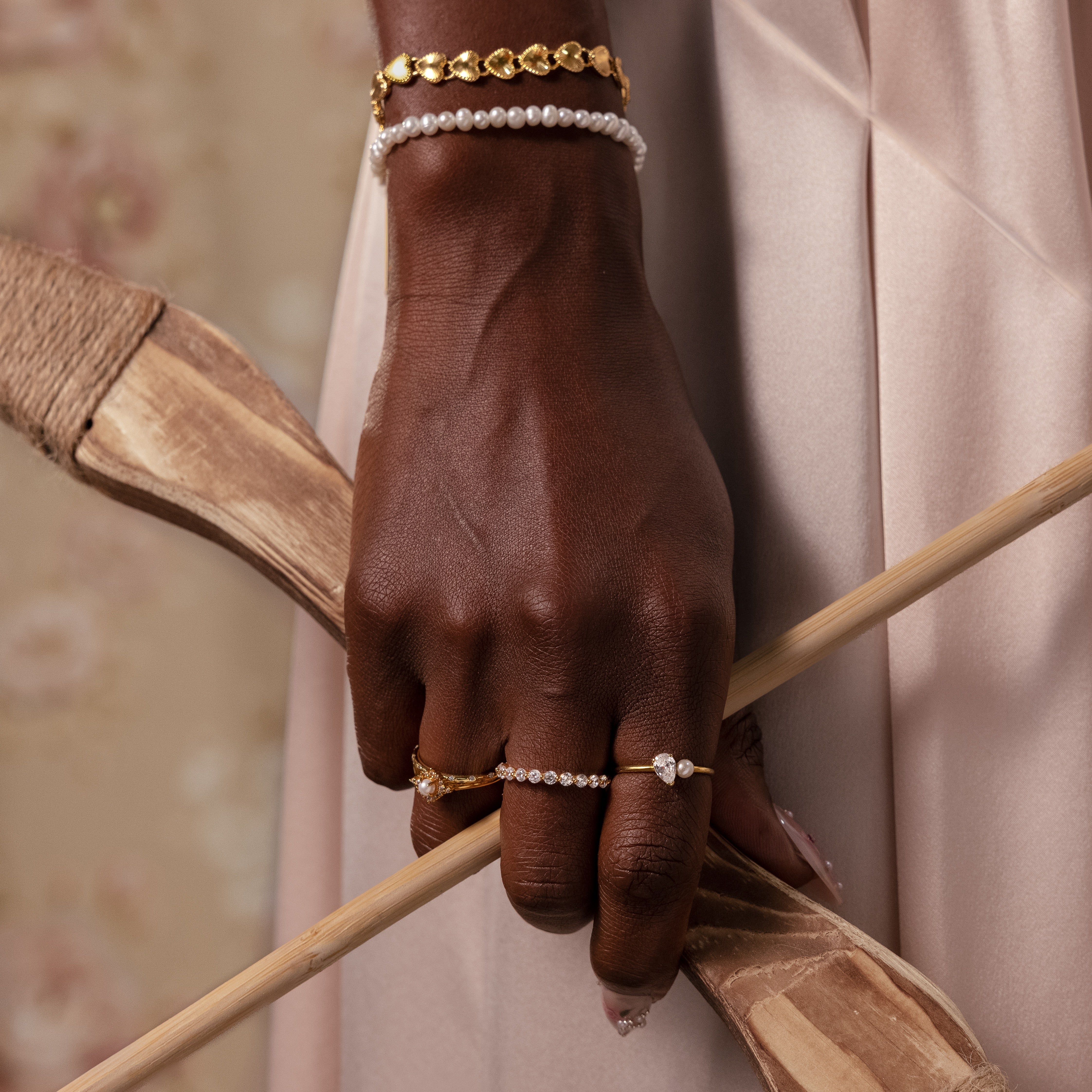 Vintage Pave Pearl Ring in 18K Gold - Image 6