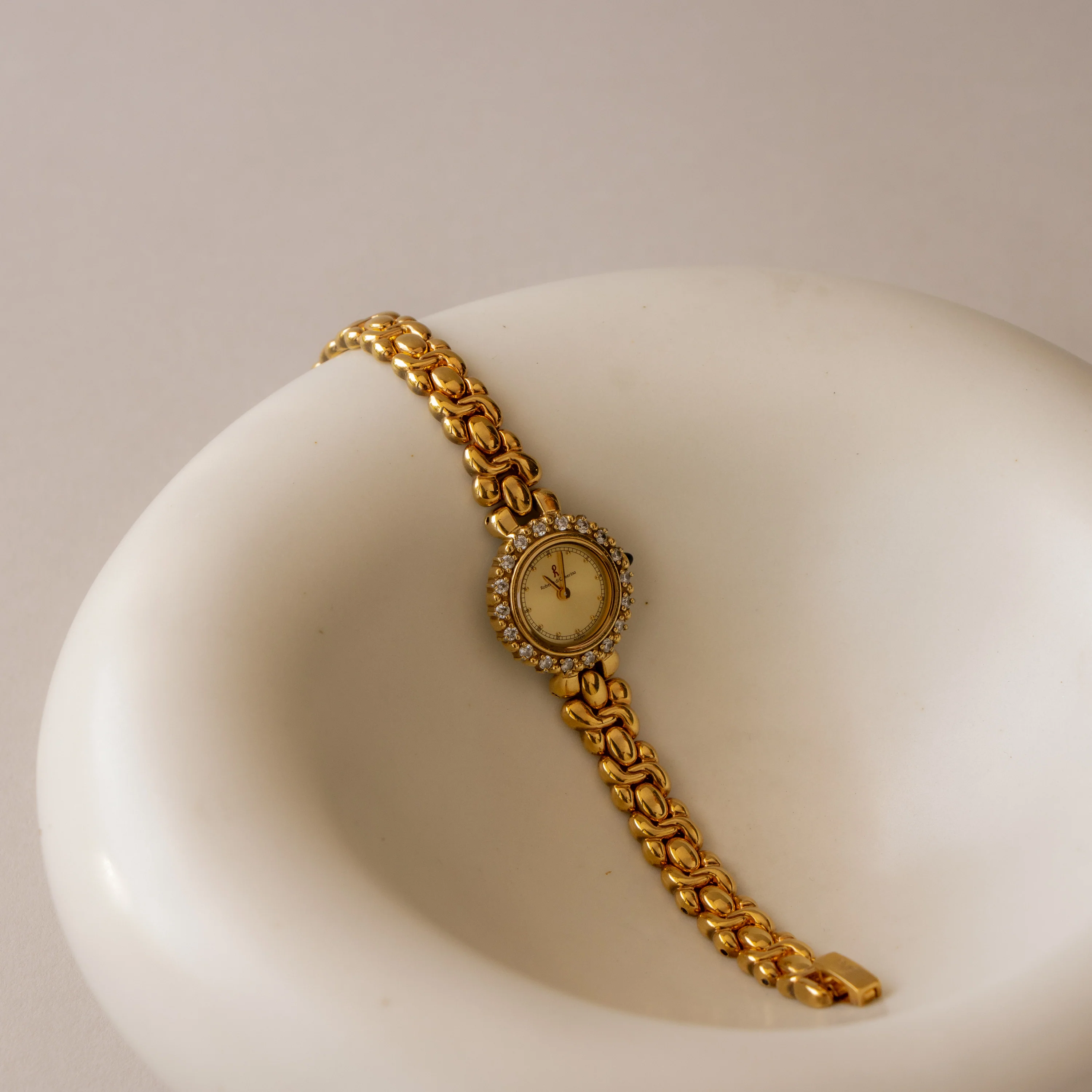 Vintage Roberta Di Camerino Pave Gold Watch - Image 2