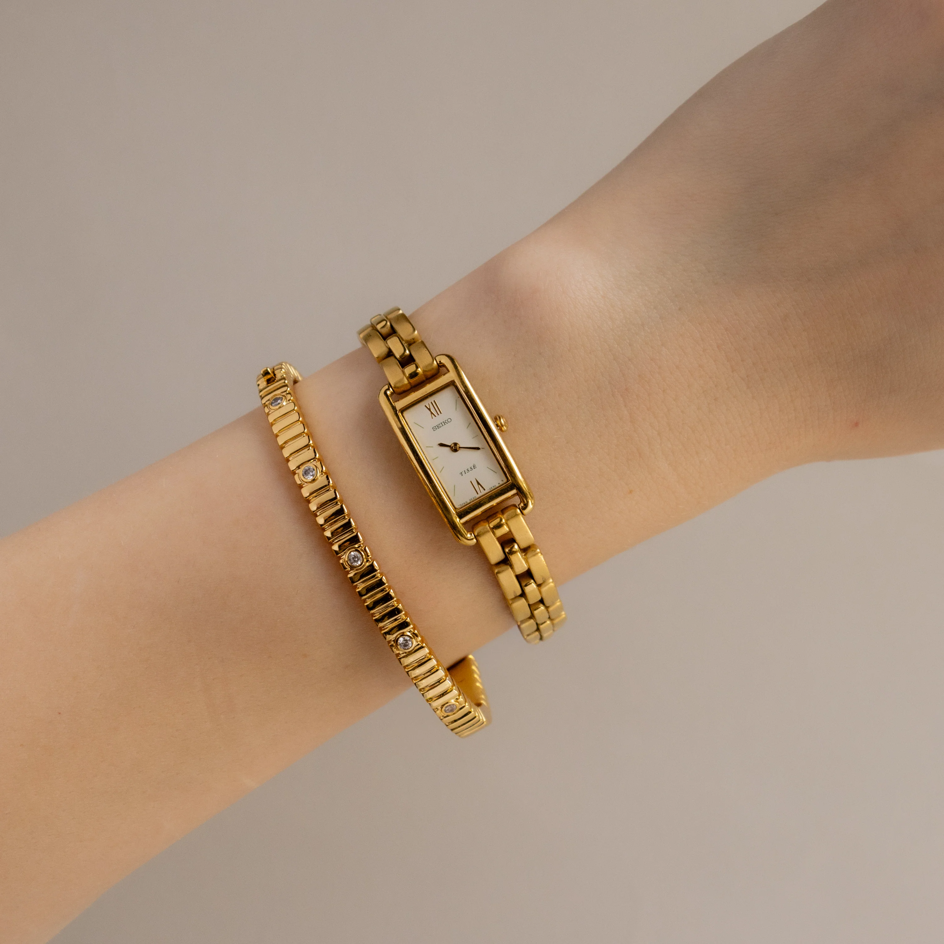 Vintage Seiko Tissé Rectangular Gold Watch