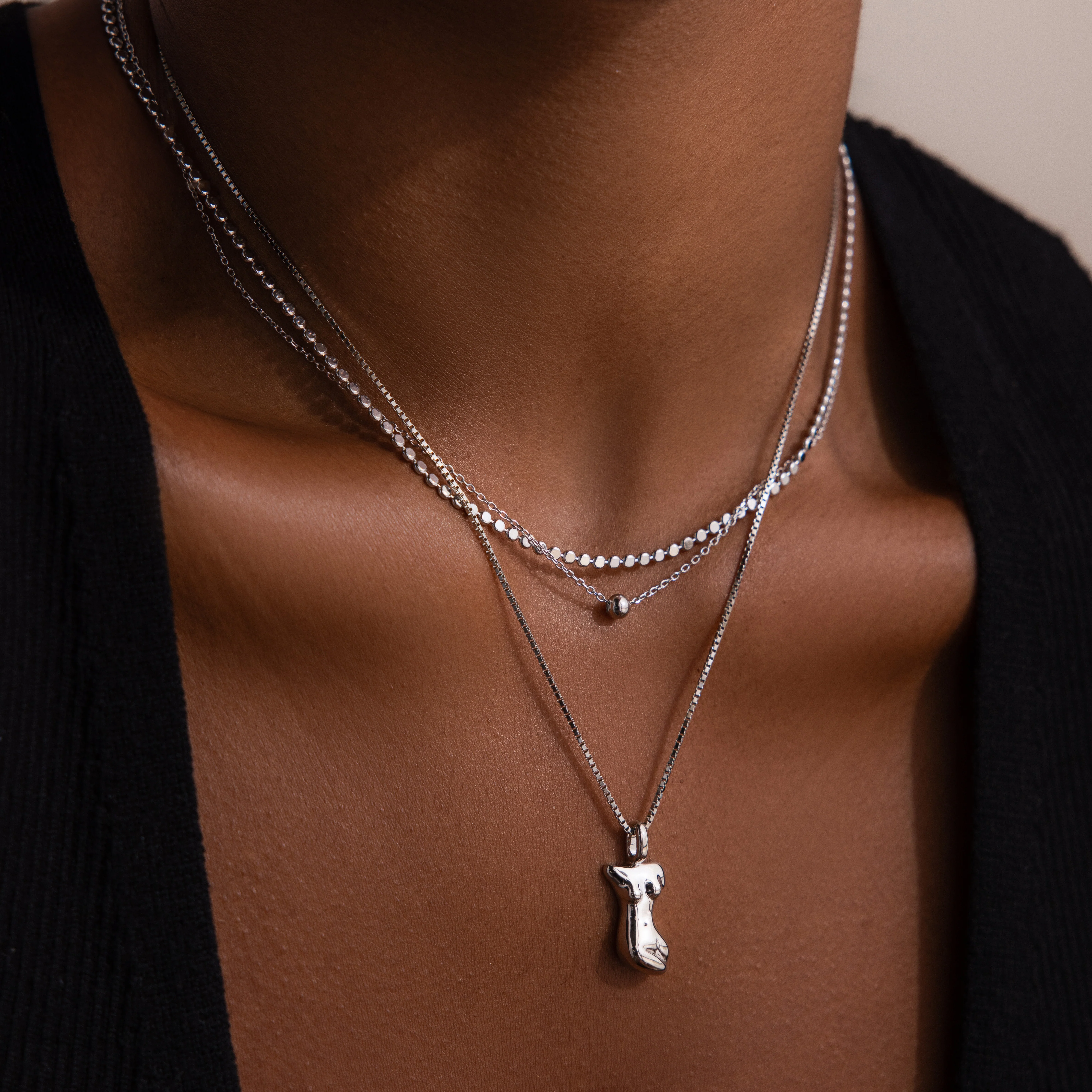 Zina Necklace in Silver - Image 4
